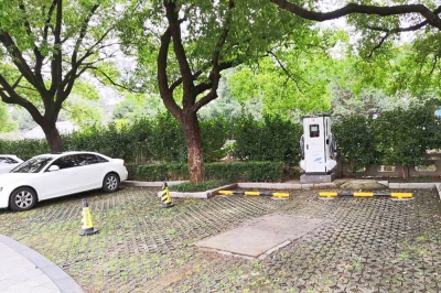 海宁国税局充电站